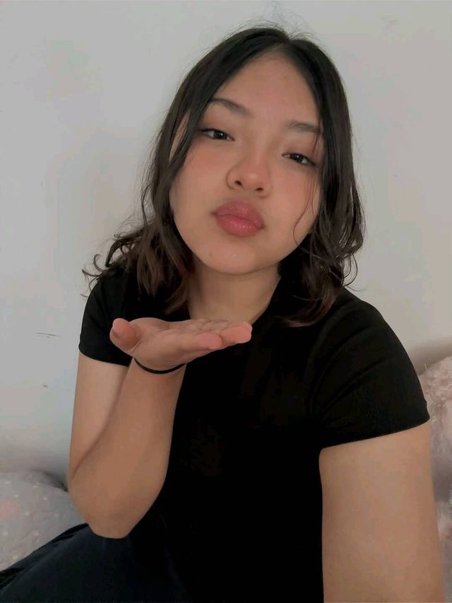 online girl video chat with Dianita